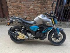 Yamaha FZ FI V3